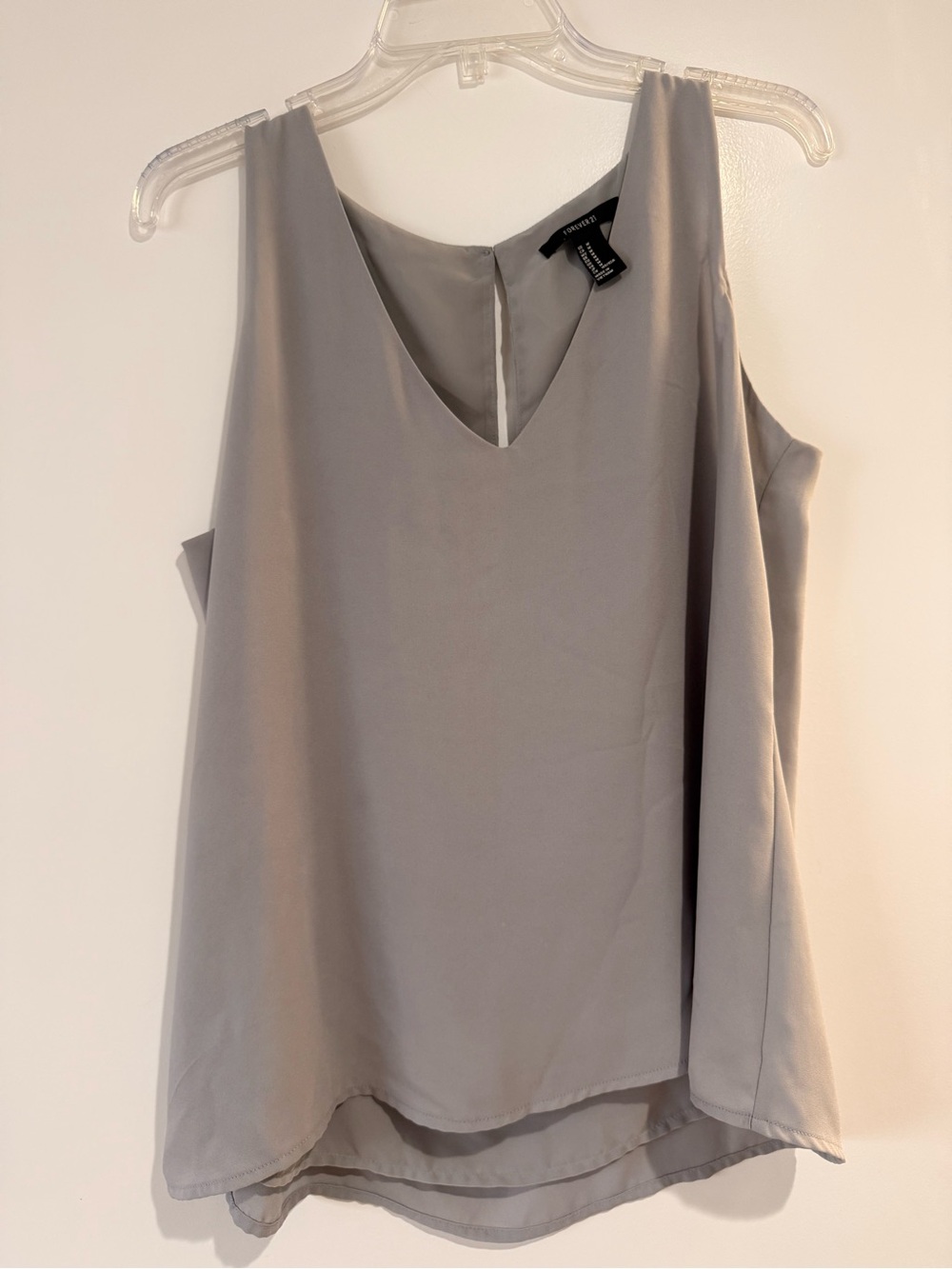 Forever 21 Light Gray V-Neck Sleeveless Camisole